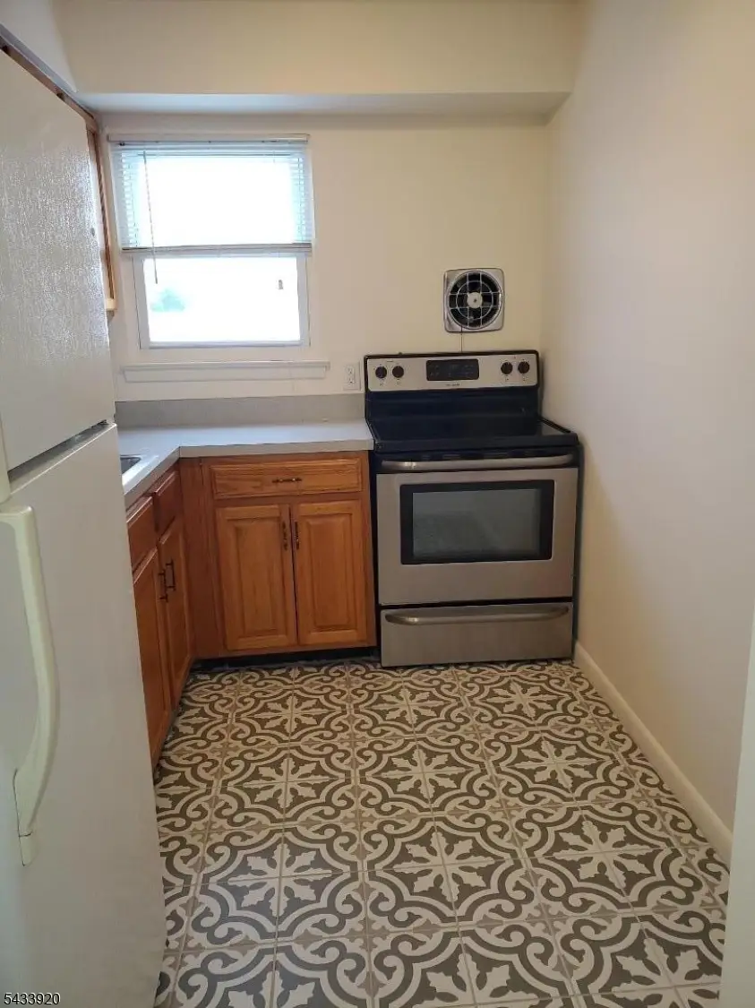 100 Pierson Miller Dr #52, Pompton Lakes, NJ 07442 - #2