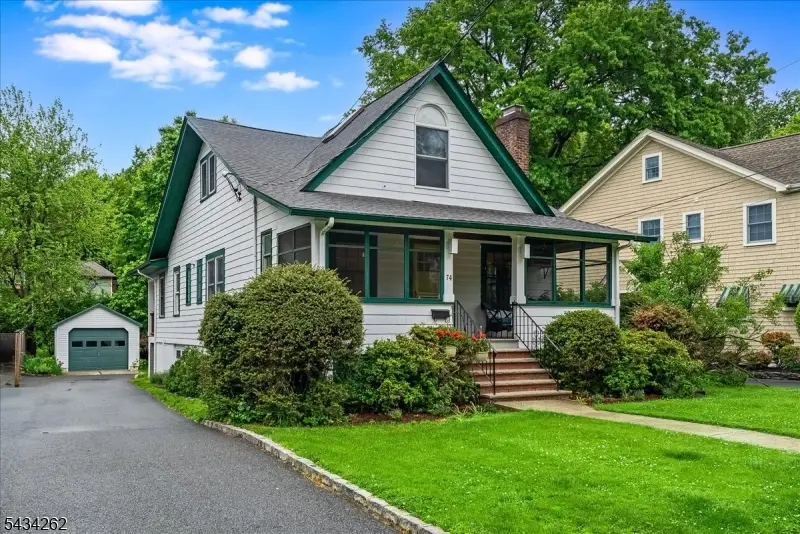 74 Park Ave, Verona, NJ 07044 - #3
