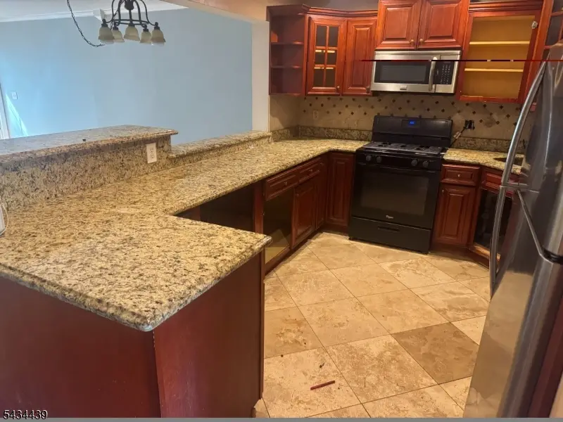 1087 Oakcroft Ln, Franklin, NJ 08873 - #3