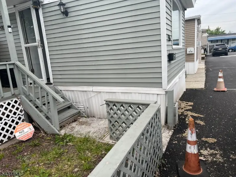 55 Helen, Moonachie, NJ 07074 - #2