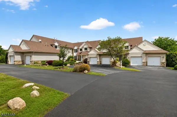 23 Caleb Ct, Hardyston Twp., NJ 07419