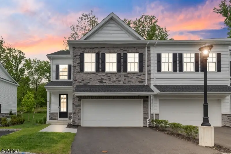 18 Mccluskey Pl, Morris Plains, NJ 07950 - #1