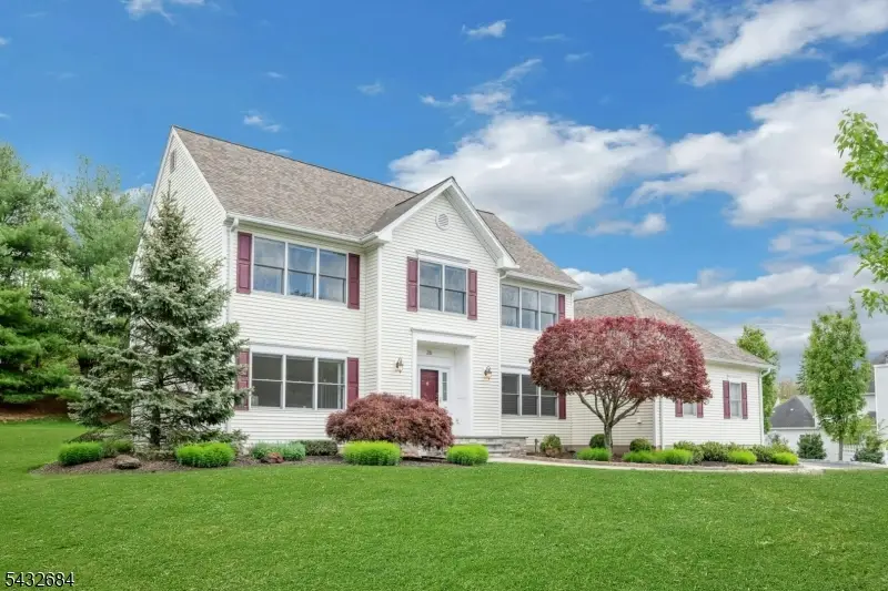 26 Rainbow Dr, Millington, NJ 07946 - #1
