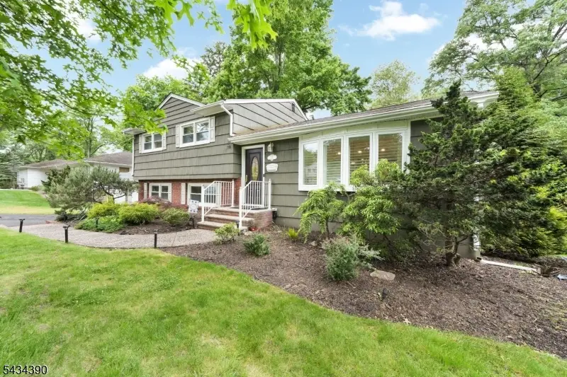 73 Seminole Ave, Packanack Lake, NJ 07470 - #3
