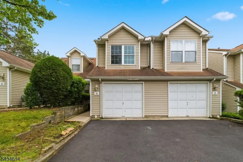 10 Leahy Ct, Franklin, NJ 08873 - #1