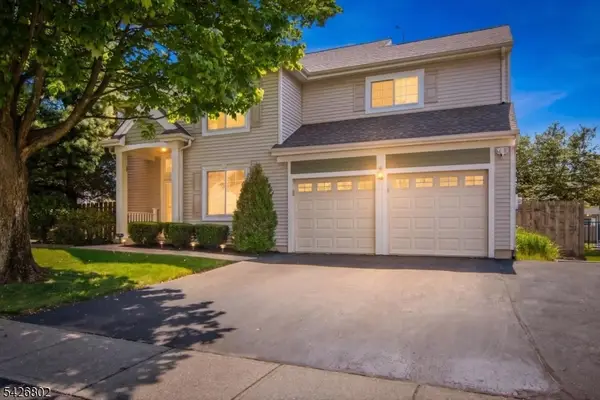 27 Country Lake Dr, Jefferson Twp., NJ 07438
