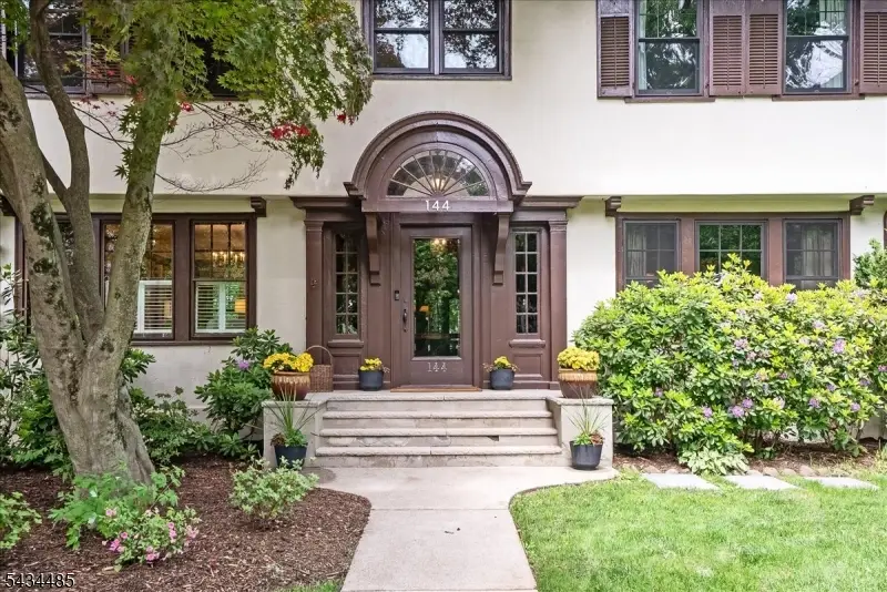 144 Park St, Montclair, NJ 07042 - #2