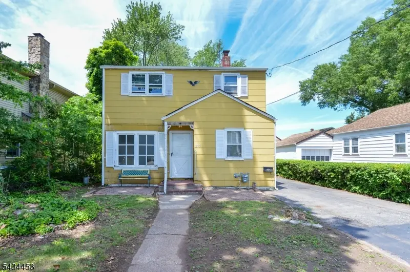 295 Lanza Ave, Saddle Brook, NJ 07663 - #1