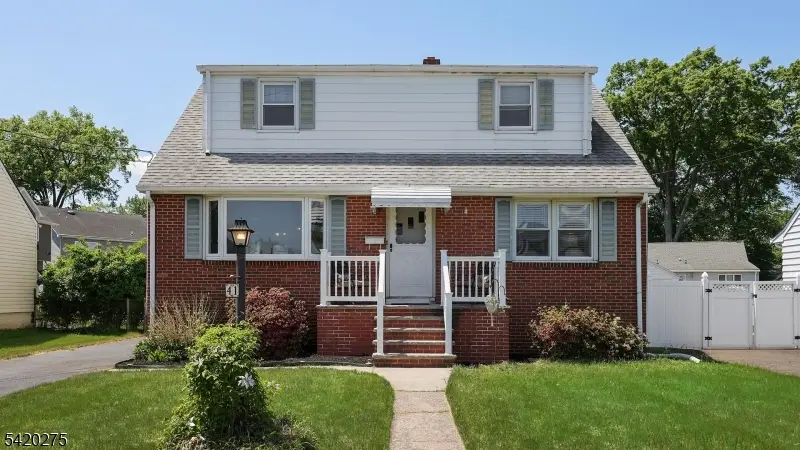 41 S 17th St, Kenilworth, NJ 07033 - #1