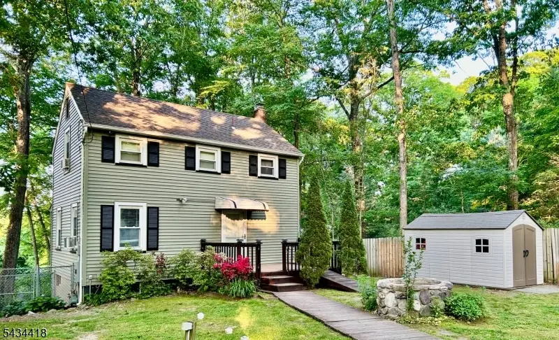 17 Highland Rd, Bloomingdale, NJ 07403 - #2