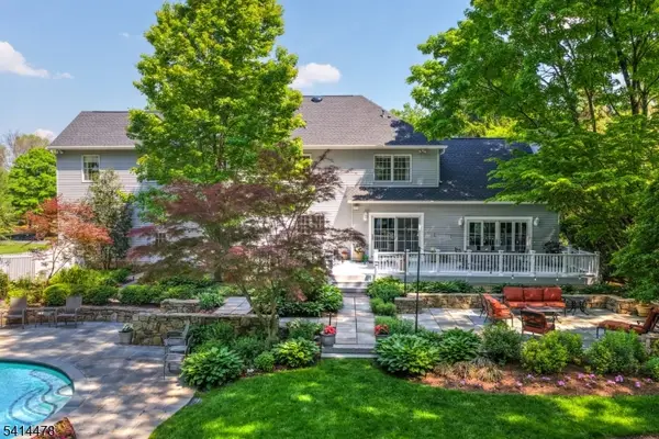 33 Saint Nickolas Way, Bernards Twp., NJ 07920