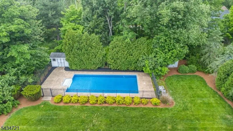 31 Yorkshire Ave, West Milford, NJ 07480 - #3