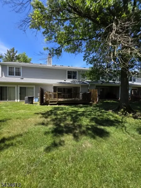 394 Rittenhouse Ct, North Brunswick, NJ 08902 - #2