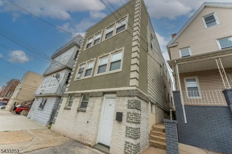 225 John St, Elizabeth, NJ 07202 - #2