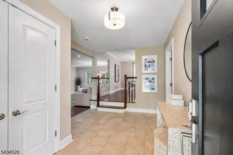 12 Indian Run, Scotch Plains, NJ 07076 - #2