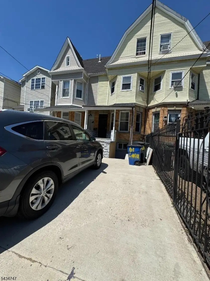 61 Lincoln Ave, Newark, NJ 07104 - #2