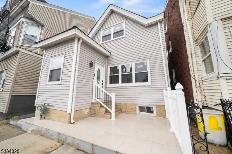 148 Martin St, Paterson, NJ 07501 - #2