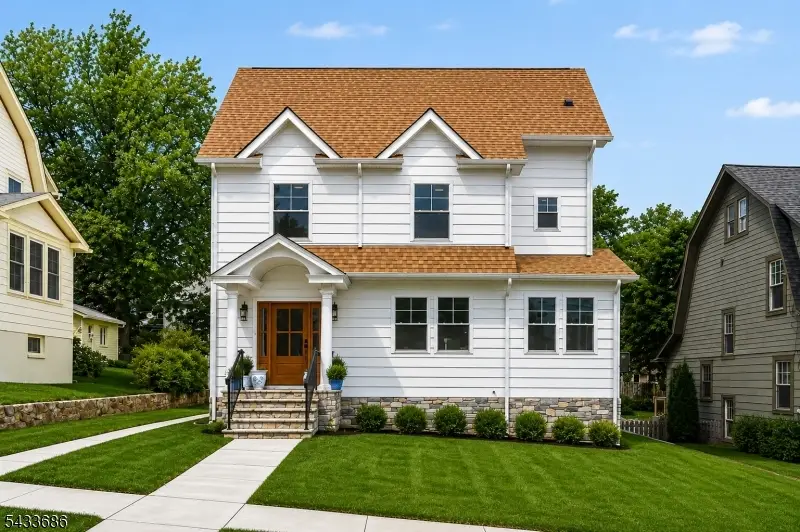 31 Ridgeview Ave, West Orange, NJ 07052 - #1