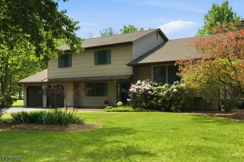 4 Gail Court, Blackwells Mills, NJ 08844 - #3