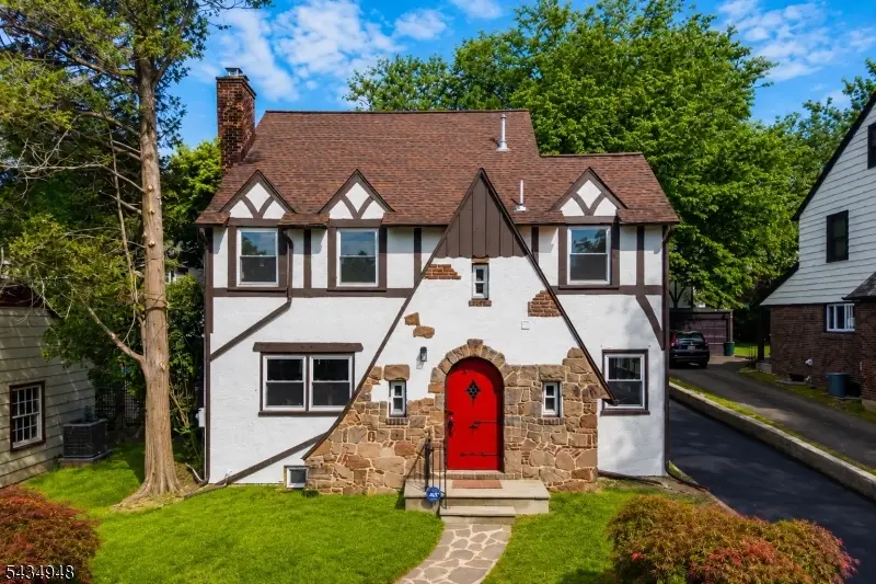 6 Norfolk Ave, Maplewood, NJ 07040 - #1