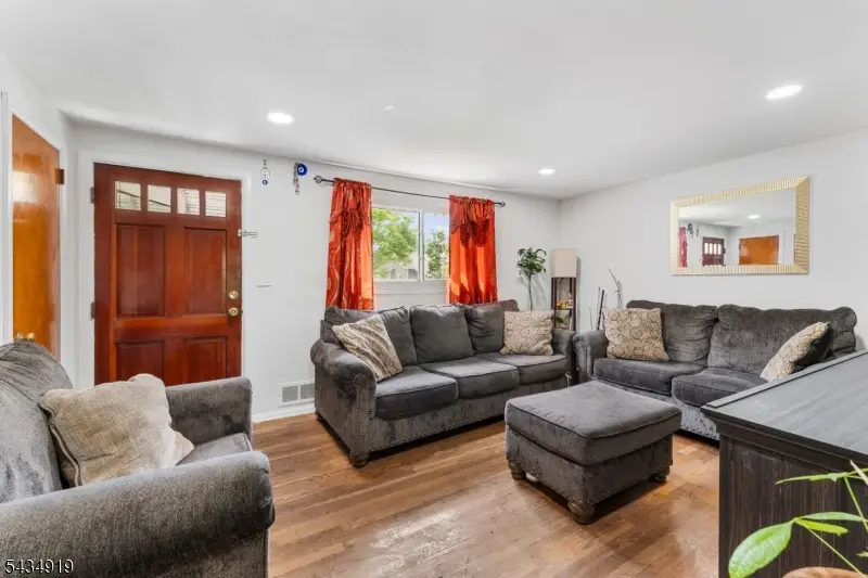 210 Buchanan St, Linden, NJ 07036 - #3