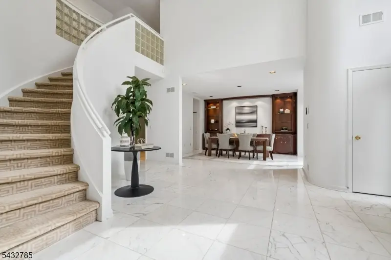 23 Hadrian Dr, Livingston, NJ 07039 - #3