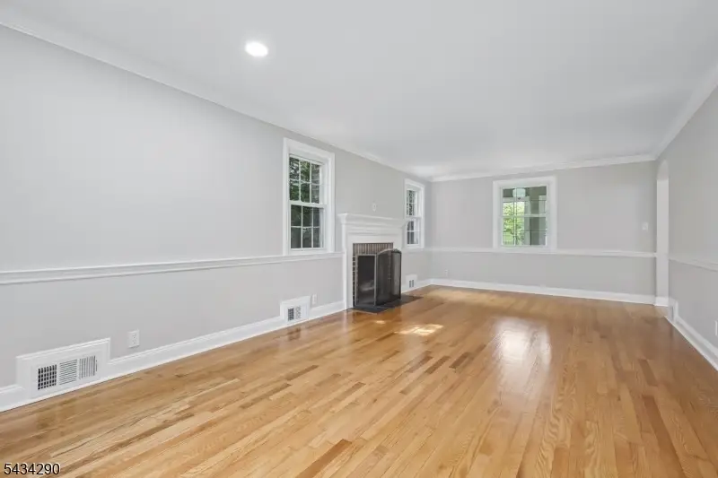 39 Shadylawn Dr, Madison, NJ 07940 - #3