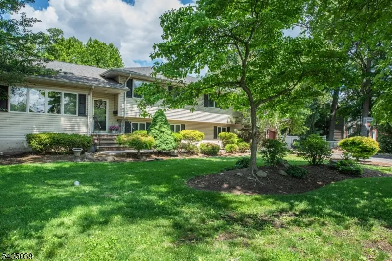 111 Mckinley Ave, East Hanover, NJ 07936 - #2