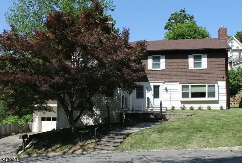 59 Molly Stark Dr, Morris, NJ 07960 - #1