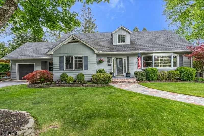 717 Hawthorne Ave, Martinsville, NJ 08805 - #2