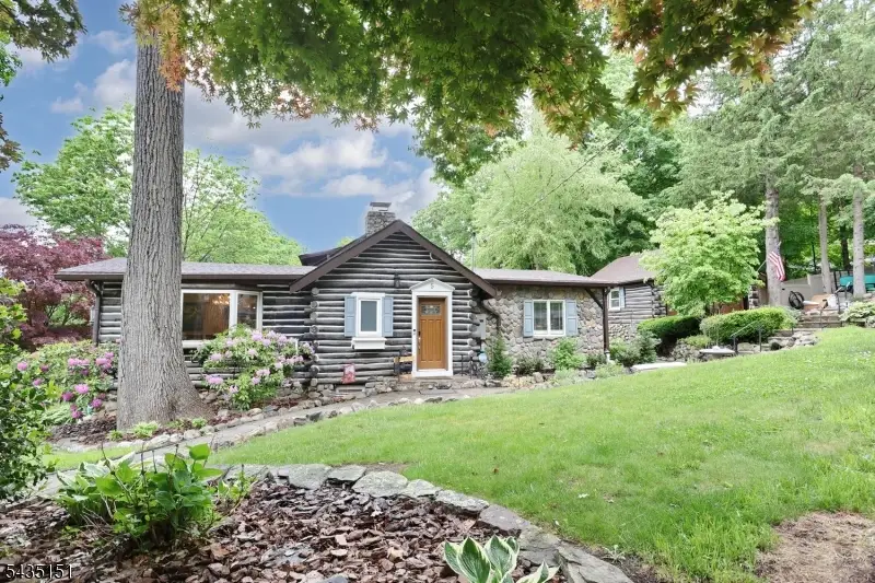 5 Longview Ln, Ringwood, NJ 07456 - #1