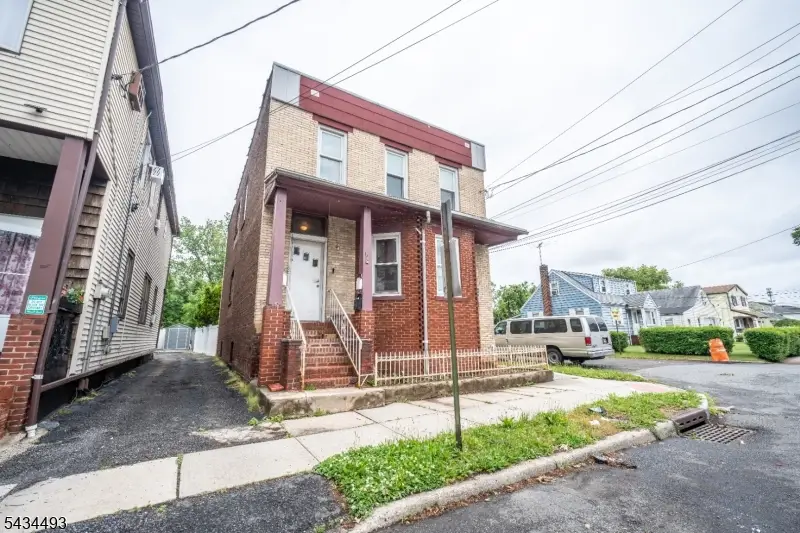 600 Lincoln St, Linden, NJ 07036 - #2