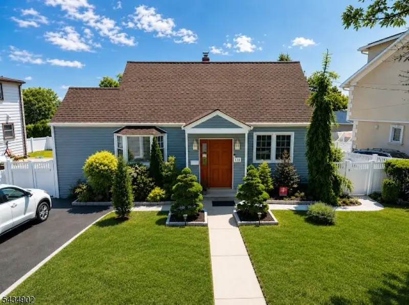 131 Long Hill Dr, Clifton, NJ 07013 - #1