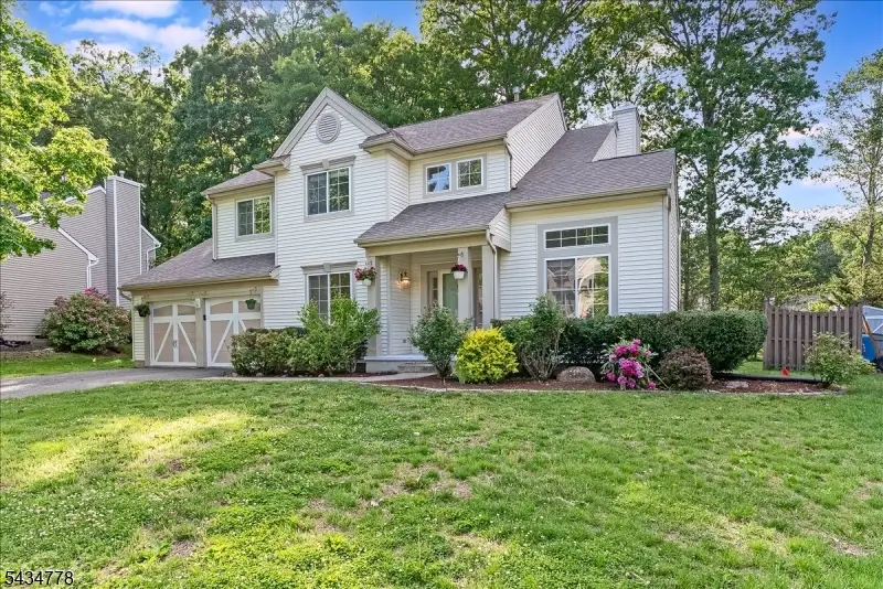 6 Crestwood Cir, Budd Lake, NJ 07828 - #2