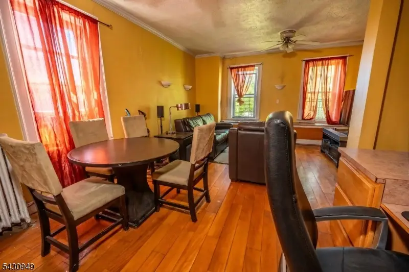 81 Romaine Ave Apt 2l, Jersey City, NJ 07306 - #3