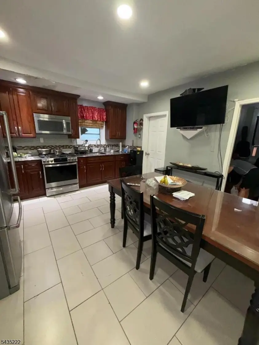 141 Park Ave, Paterson, NJ 07501 - #3