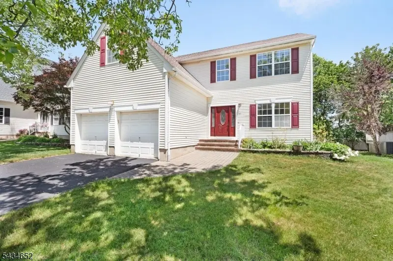 43 Wexford Way, Bradley Gardens, NJ 08807 - #1