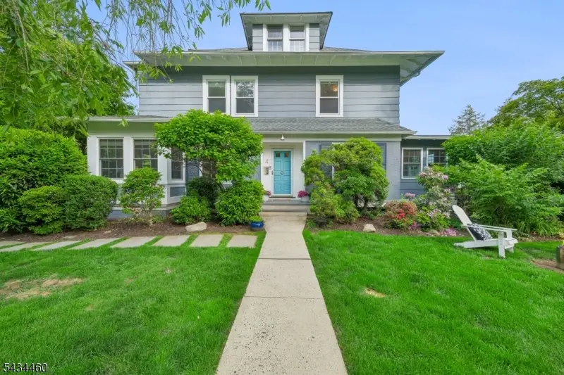 4 Kermit Rd, Maplewood, NJ 07040 - #1