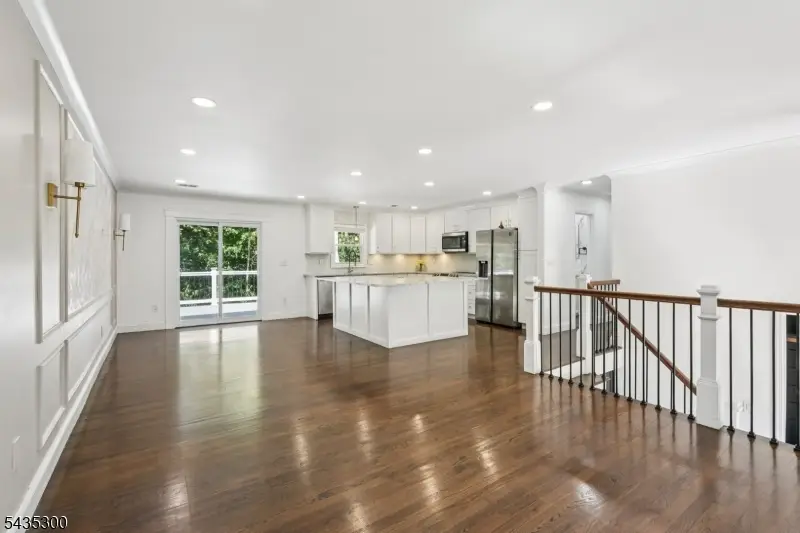 34 Oklahoma Trl, Hopatcong, NJ 07843 - #1