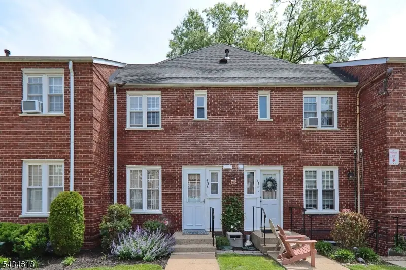43B Parkway Village, Cranford, NJ 07016 - #1