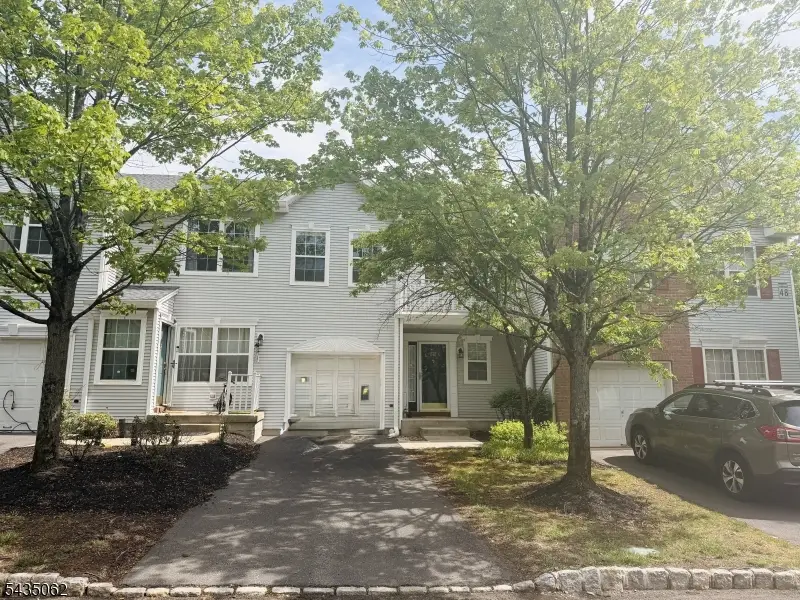 272 Marcia Way, Bradley Gardens, NJ 08807 - #1