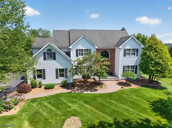 38 Grove Farm Rd, Union Twp., NJ 08867