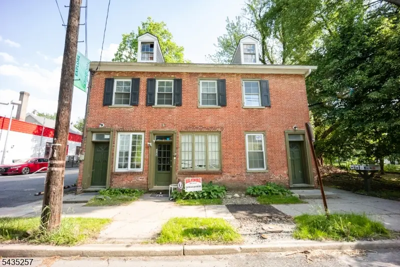 332 Water St, Belvidere, NJ 07823 - #1