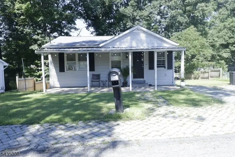 106 Idalroy Trl, Hopatcong, NJ 07843 - #2