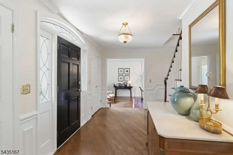 31 Laura Ln, Morris, NJ 07960 - #3
