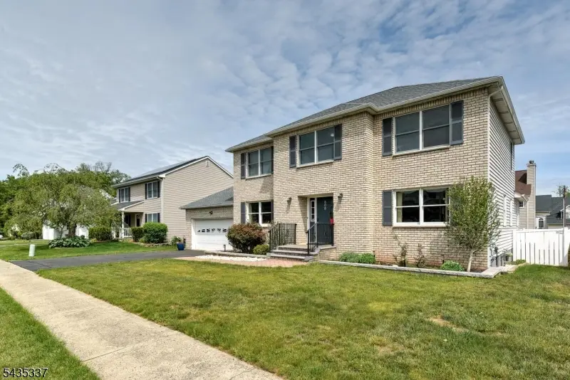 808 Columbus Ave, Raritan, NJ 08869 - #3
