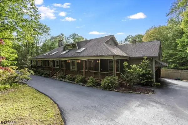 42 Cliffwood Rd, Chester Twp., NJ 07930