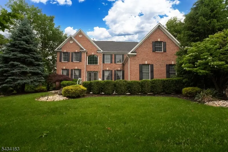4 Windy Hill Rd, Dunellen, NJ 08812 - #1