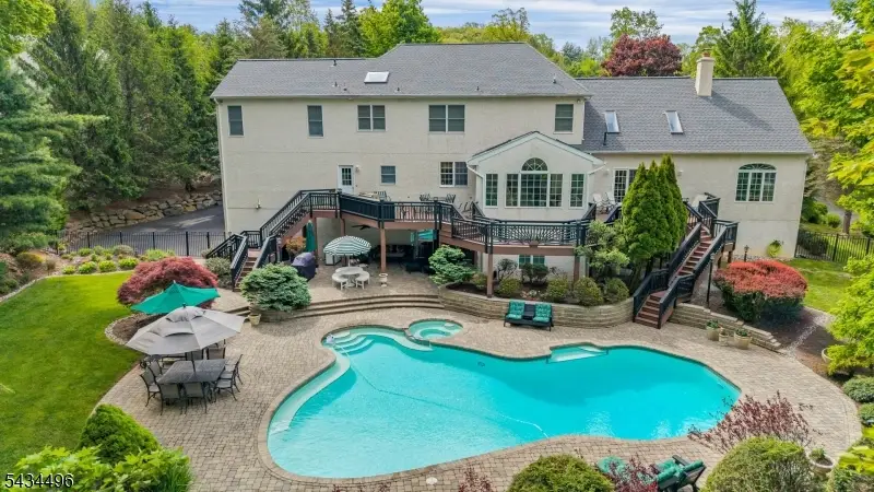 15 Skytop Dr, Denville, NJ 07834 - #1