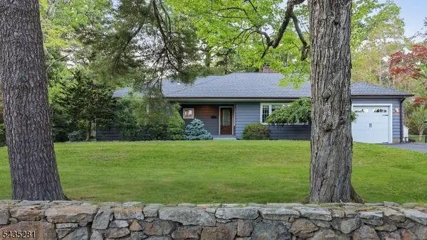40 Old Army Rd, Bernardsville Boro, NJ 07924